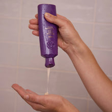 Load image into Gallery viewer, Oribe Serene Scalp Densifying Conditioner
