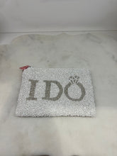 Load image into Gallery viewer, Handmade Beaded Coin Purse