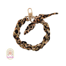 Load image into Gallery viewer, Miami Chains Oh Lala Leopard Phone Wristlet