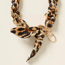 Load image into Gallery viewer, Miami Chains Oh Lala Leopard Phone Wristlet