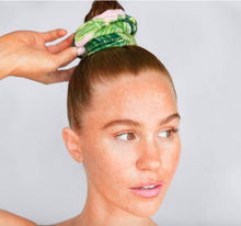 Load image into Gallery viewer, Kitsch Microfiber Towel Scrunchies