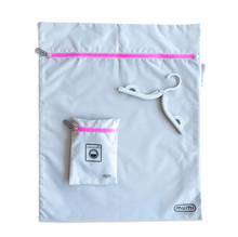 Load image into Gallery viewer, Mumi Laundry Bag