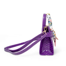 Load image into Gallery viewer, Girl&#39;s Vivid Crocodile Scarf Handbag
