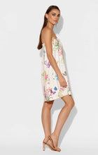Load image into Gallery viewer, Wonderland Spa Wrap
