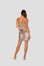 Load image into Gallery viewer, Donatella Leopard Spa Wrap
