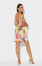 Load image into Gallery viewer, Bouquet Spa Wrap

