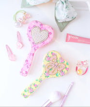 Load image into Gallery viewer, Bow Floral Printed Heart Shaped Hairbrush
