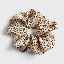 Load image into Gallery viewer, Eco-Friendly Brunch Scrunchie - Leopard
